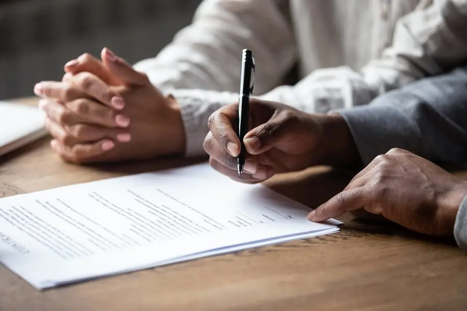 Contrato de trabalho